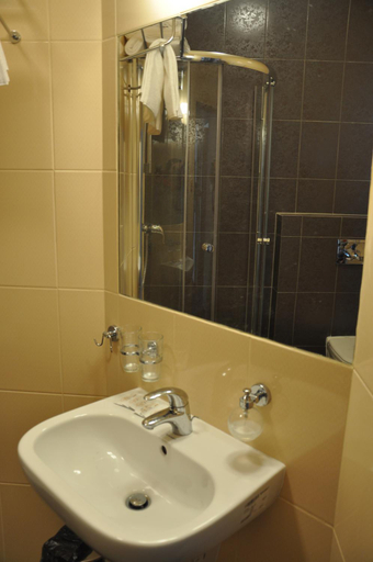 Bathroom 4, Markiz Lopuszno, Kielce
