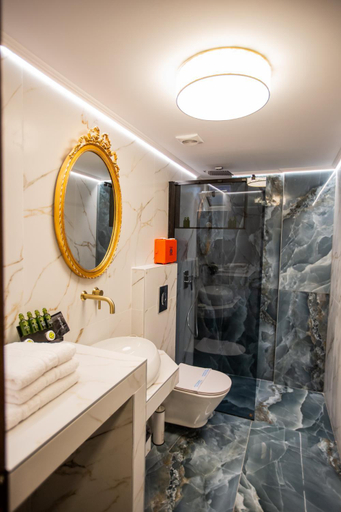 Bathroom, Vip Lepanto Castle Suites, West Greece