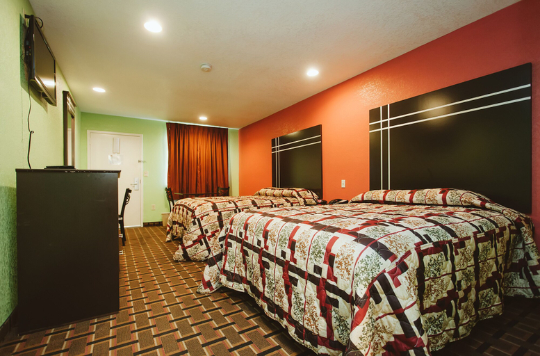Room 5, Regency Inn Channelview, Houston