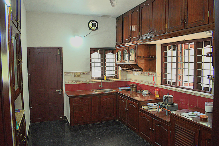 Others 5, Discover Charly's Holiday Villa in urban Edapally, Ernakulam