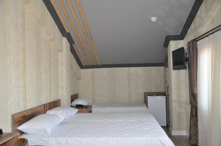 Bedroom 4, Yalova Sezon Hotel, Merkez