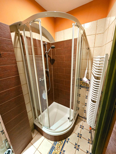 Bathroom 2, Willa Rosa, Cieszyn
