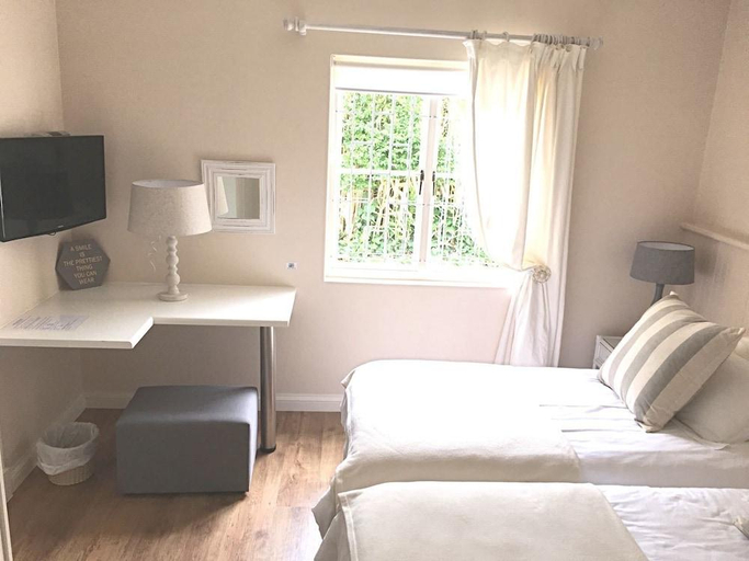 Others 5, No. 10 Caledon Street Guest House, Eden
