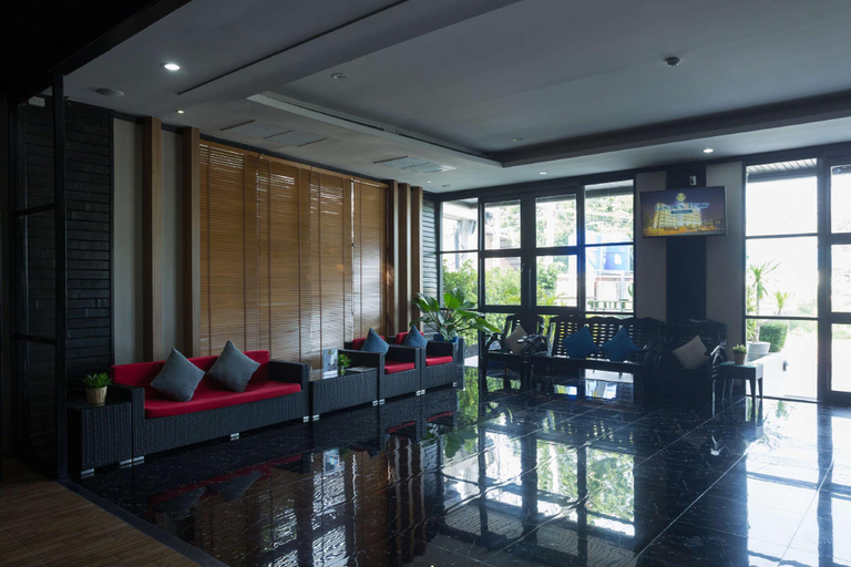 Public Area 5, Essential Pattaya, Pattaya