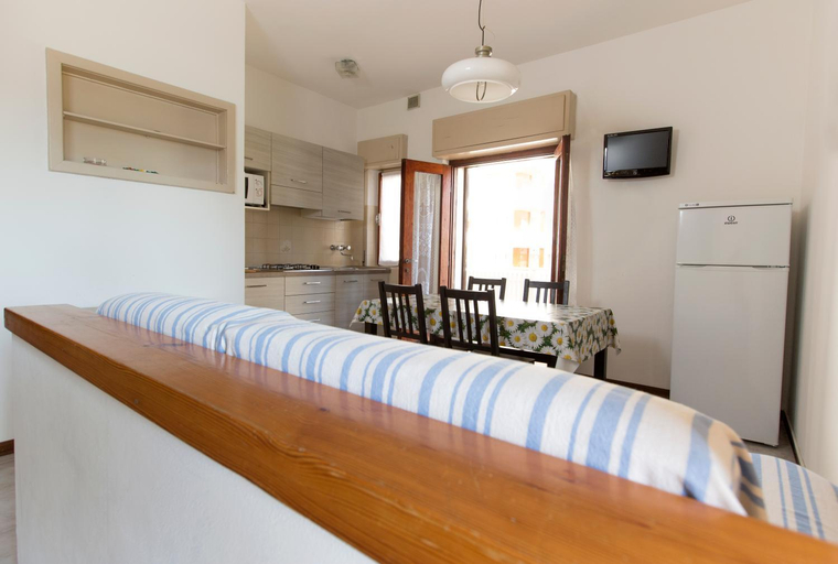 Kitchen 2, Piccolo Paradiso - Carinzia Freestyle, Udine