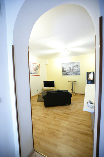 Others 4, Hotel Samoggia, Bologna