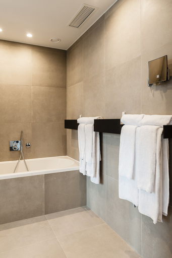 Bathroom 5, Hotel Portinari, West-Vlaanderen