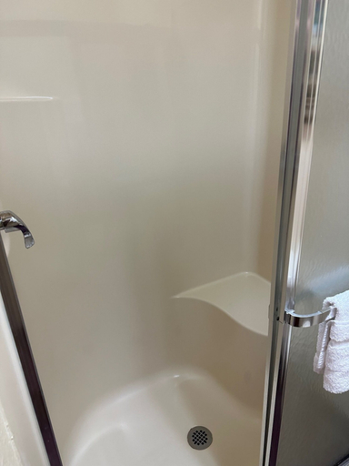 Room 2, Haven Inn & Suites, Walton