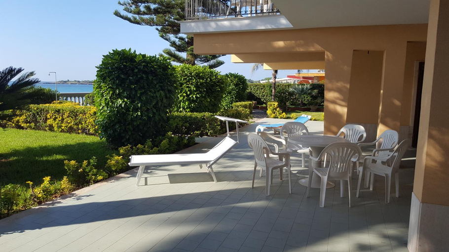 Food & Drinks 3, Villa Sogno sulla Spiaggia, Syracuse