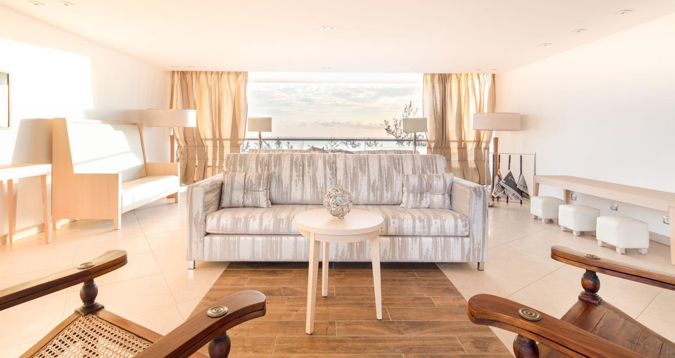 Public Area, Akoya Hotel and Spa, Saint-Paul