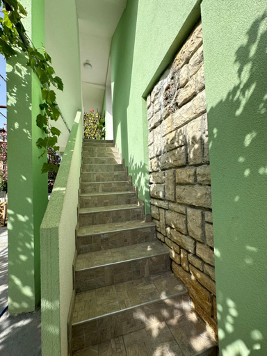 Others 3, Apartmani Tratincica, Vodice