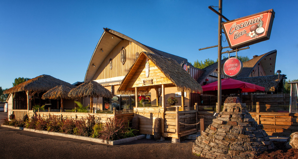 Exterior & Views, Hotel - Motel Coconut, Francheville