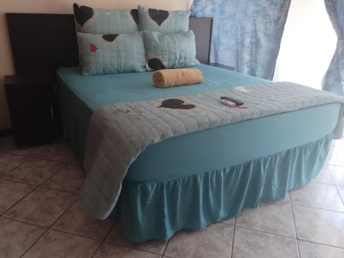 Others 5, COMFORT ZONE GUEST HOUSE, Ngaka Modiri Molema
