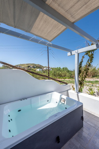 Sport & Beauty 2, Milos Swell Suites, South Aegean