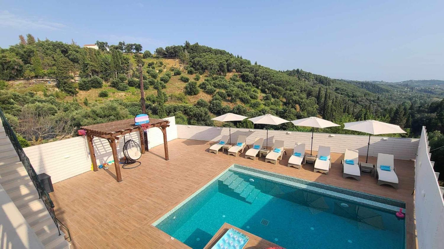 Others 4, Angelo’s villa, Ionian Islands