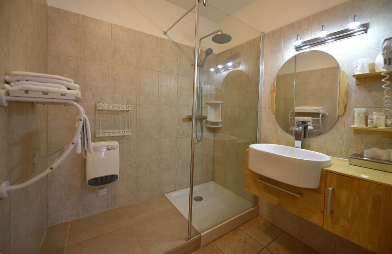 Bathroom 3, Hotel A Casa di Maria Cicilia, Haute-Corse