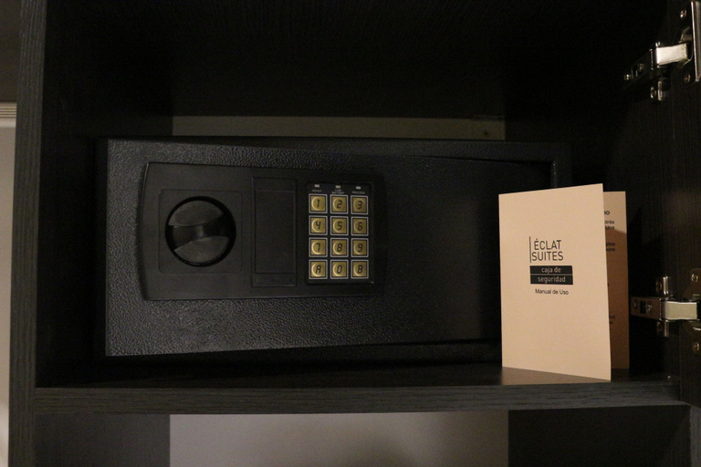 Miscellaneous, Eclat Suites, General Pedernera