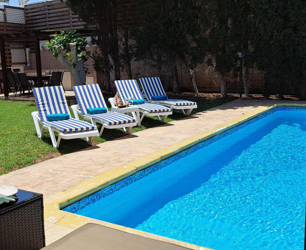 Sport & Beauty, VILLA MARINA BY FIG TREE BAY
