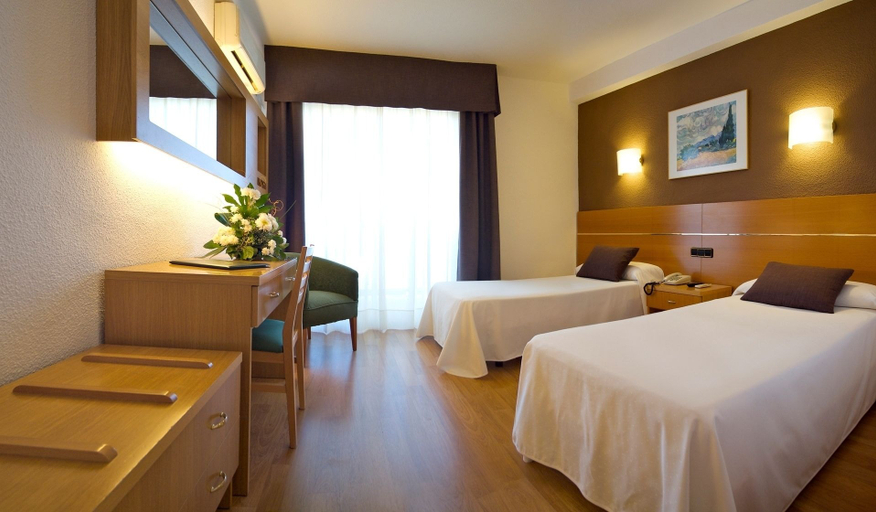 Bedroom 4, Hotel Villa Naranjos, Alicante