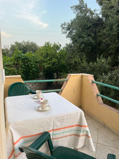 Others 5, Eden Apartments, Vlorës
