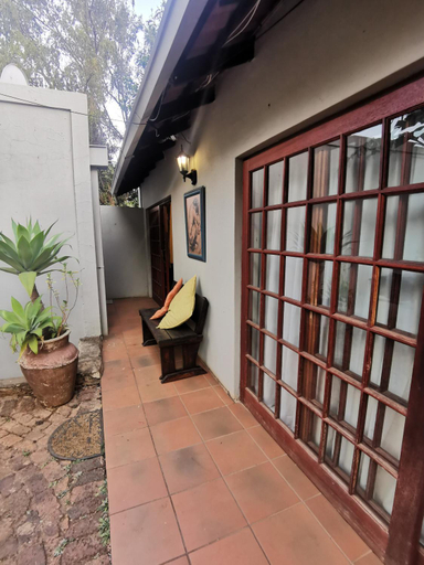 Others 5, Harties Family 1 x Room - 4 Sleeper En-Suite Studio, Bojanala