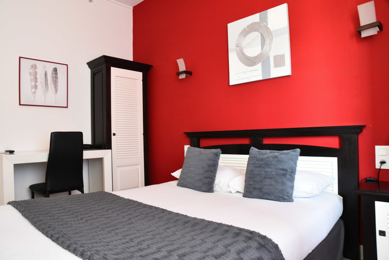 Bedroom 3, Cit'Hôtel l'Europe, Maine-et-Loire