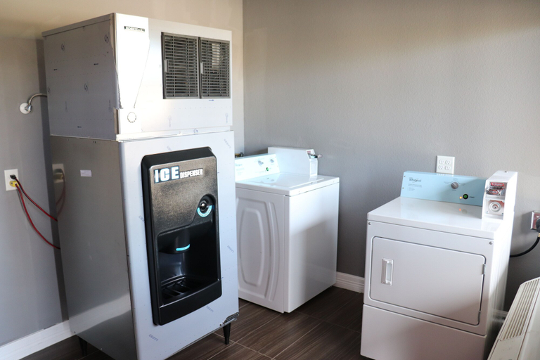 Others 4, Atlantis Inn and Suites, Houston