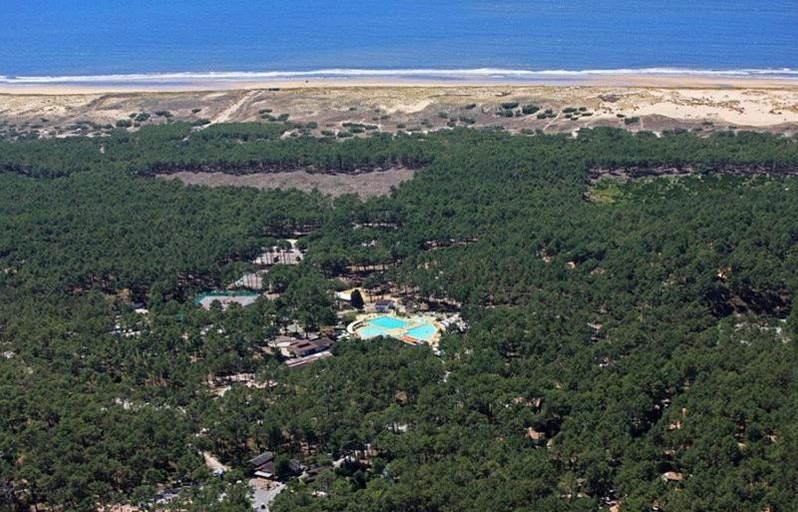 Others 4, CHALET A NATURISTE Le TIKI, Gironde