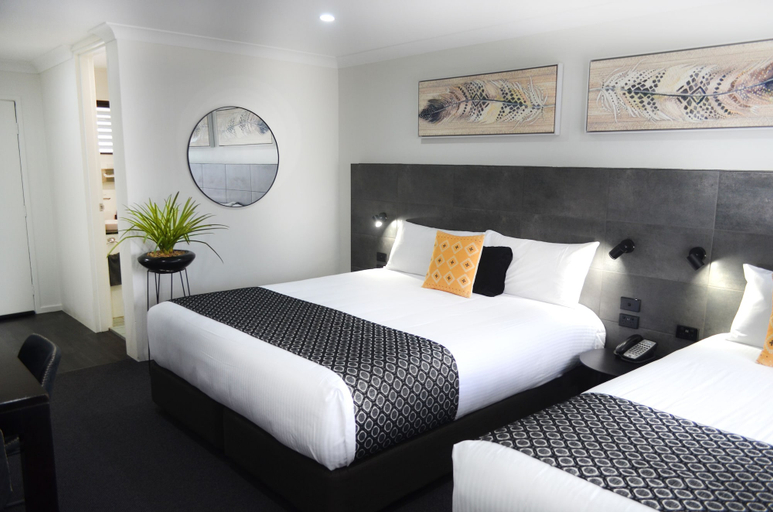 Bedroom 3, Orana Motel Dubbo, Dubbo - Pt A