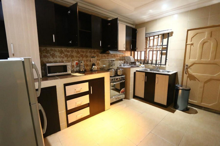 5, ST Hotel and Apartment, Ikpoba-Okha