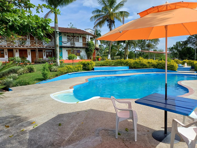 Sport & Beauty, finca hotel palmas frente a panaca, Quimbaya