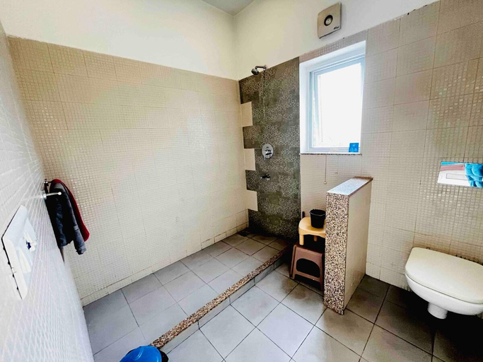 Bathroom, 4 Room Luxurious Villa (1 km from Expo Mart), Gautam Buddha Nagar