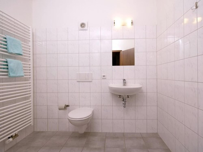 Bathroom 5, Sleepy Lion Hostel, Youth Hotel & Apartments Leipzig, Leipzig