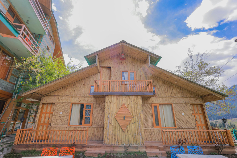Others 3, Bamboo Cottage with River and Mountain View, Kullu