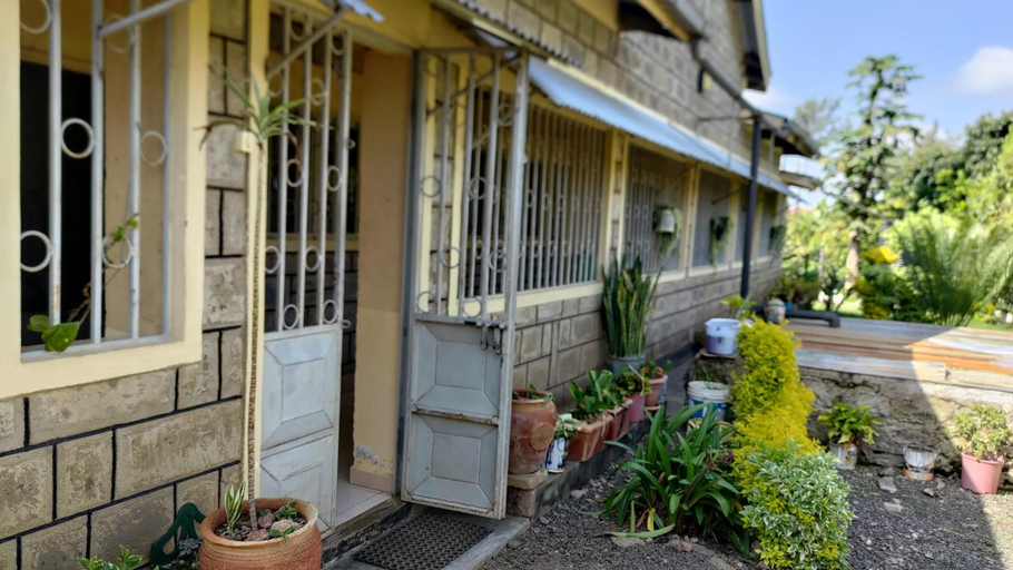 2, Padre Paradise, Narok North