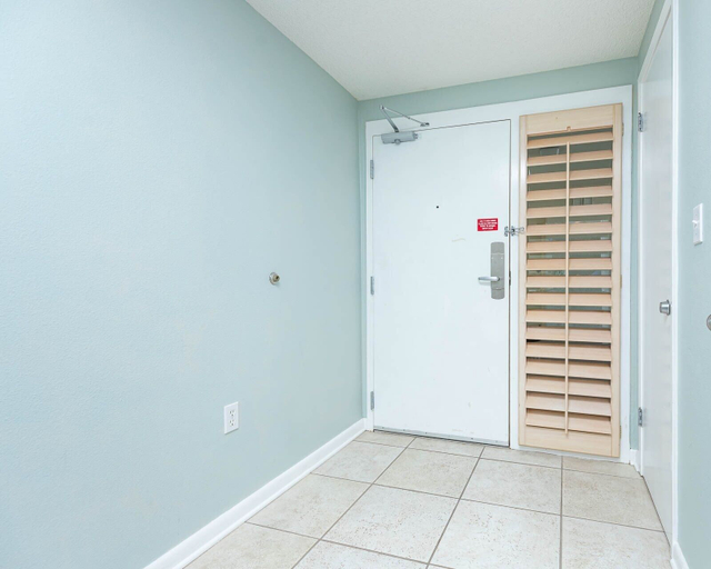 Interior 5, Phoenix Viii 8506 3 Bedroom Condo, Baldwin