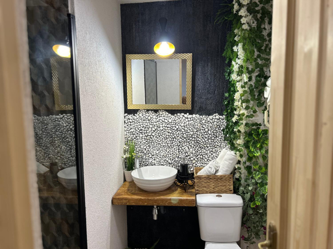 Bathroom 3, T4House, Sighisoara