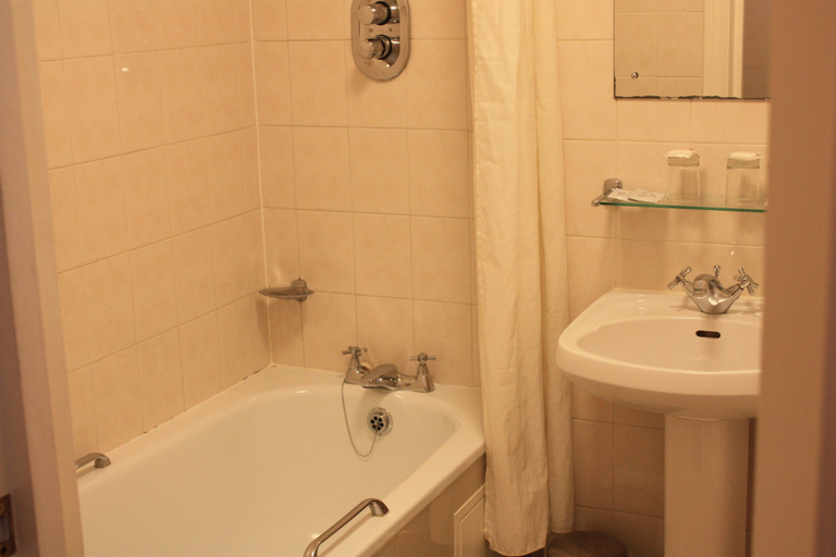 Bathroom 5, Regency Hotel Westend, London