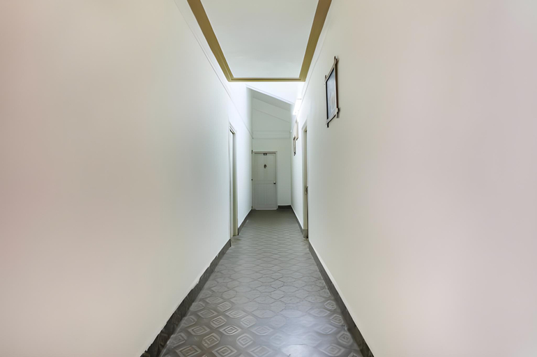 Public Area 2, hotel priti international, North Goa