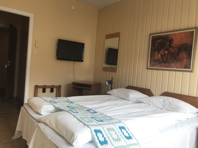 Bedroom 2, Eikum Hotell, Luster