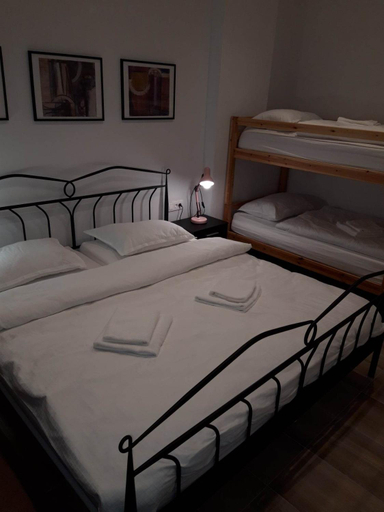 Others 3, Apartmani Vukman, Delnice