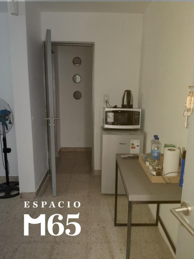 Bedroom 4, M65 Luxury Suit, Capital