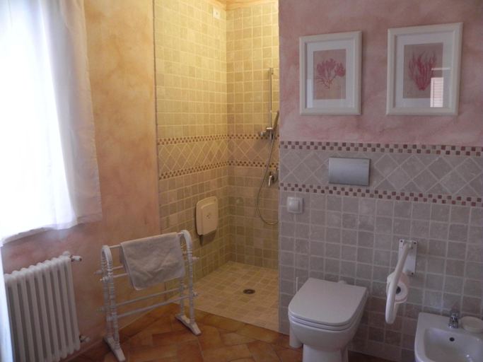 Bathroom 3, Agriturismo Sugheretello, Grosseto