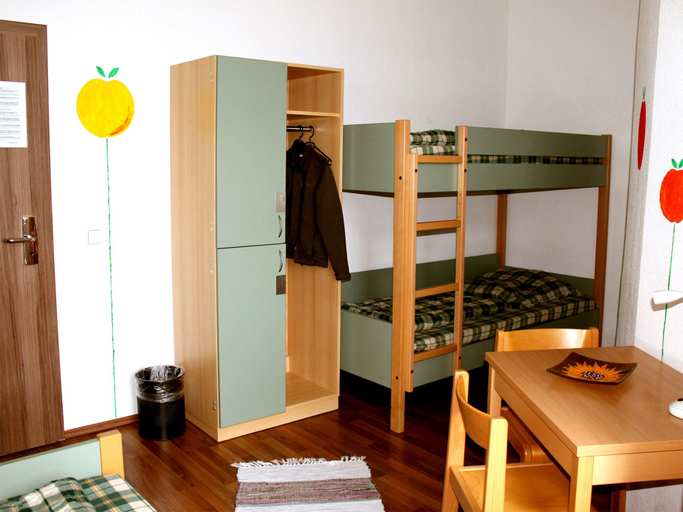 Bedroom 4, Sleepy Lion Hostel, Youth Hotel & Apartments Leipzig, Leipzig