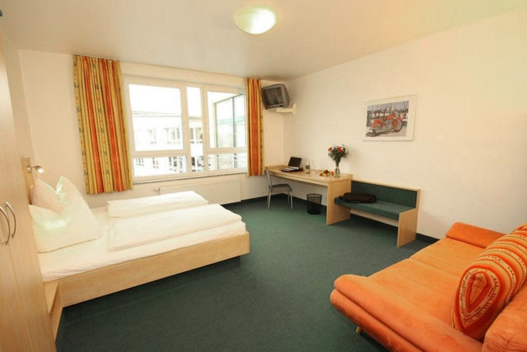 Bedroom 2, smartMotel Kempten, Kempten (Allgäu)