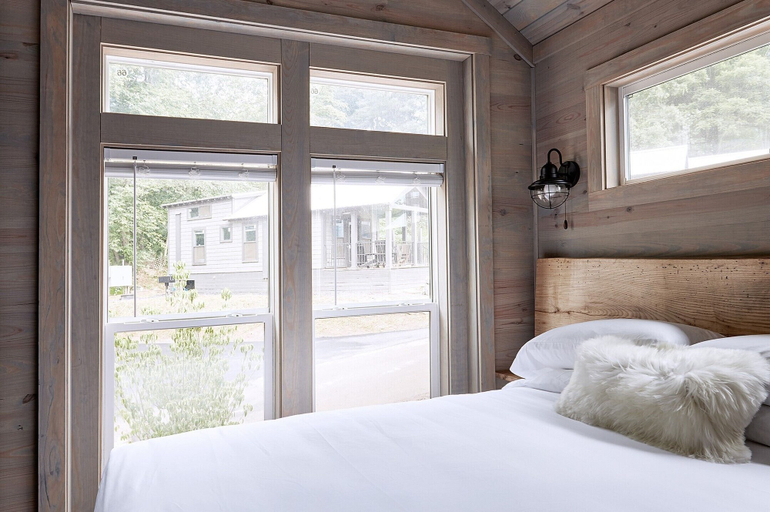 Bedroom 2, Asheville River Cabins, Buncombe