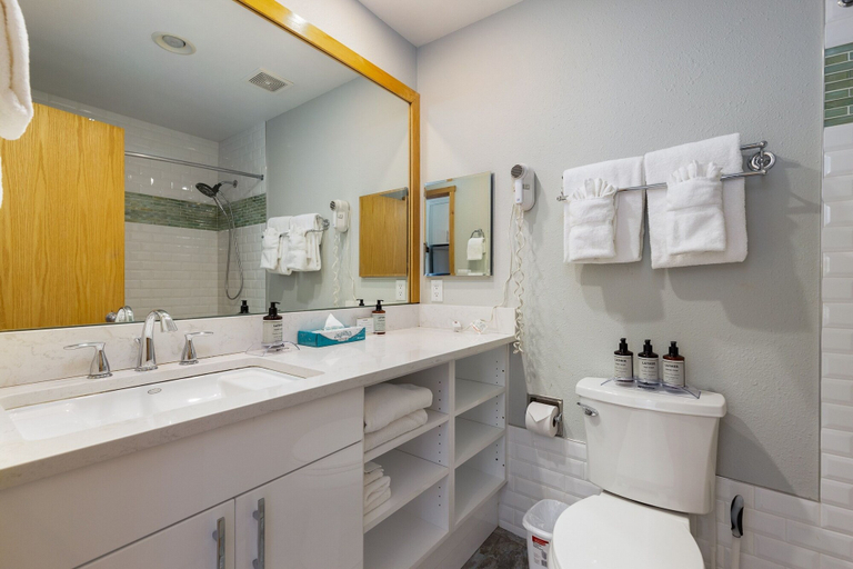 Others 5, 2754 Slopeside Condo by RedAwning, Summit