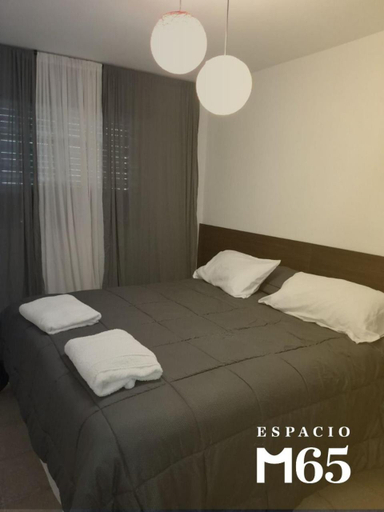 Bedroom 3, M65 Luxury Suit, Capital