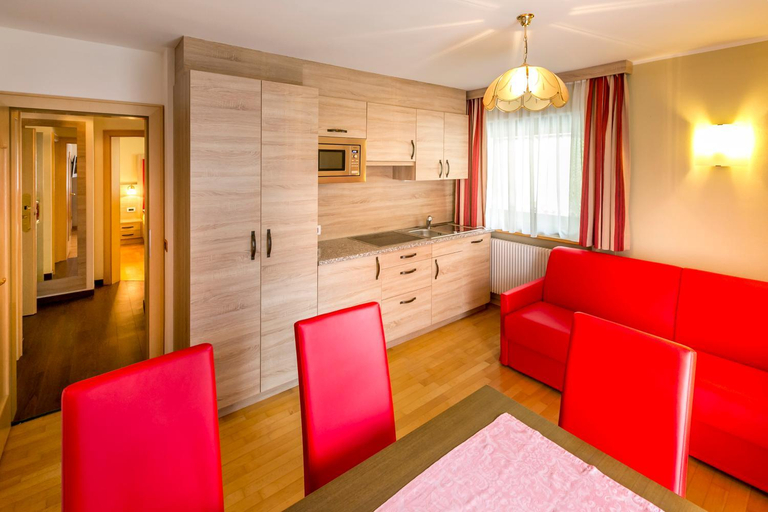 Others 5, Apartments Diamant, Bolzano