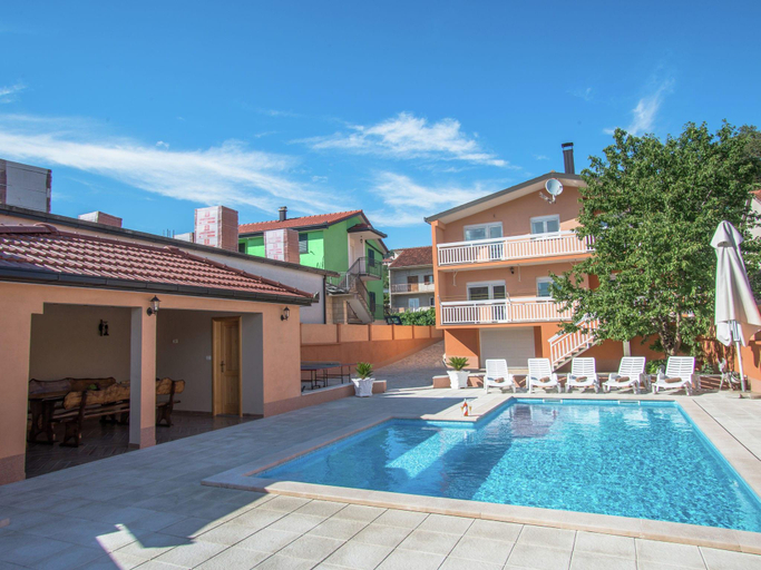 Sport & Beauty, Holiday Home in Imotski with Pool, Imotski